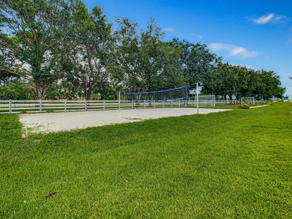 Pet Friendly In Orlando Area Near Disney 셀러브레이션 외부 사진
